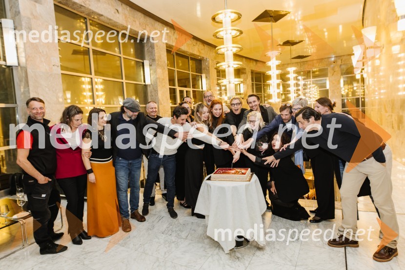 Češnjev vrt, premiera, SNG Nova Gorica