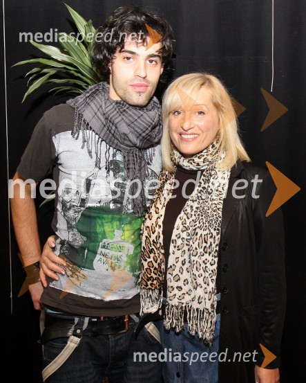 Ana Žvorc, koreografinja in njen sin Mak PodlesnikSpomin na Marjana Podlesnika