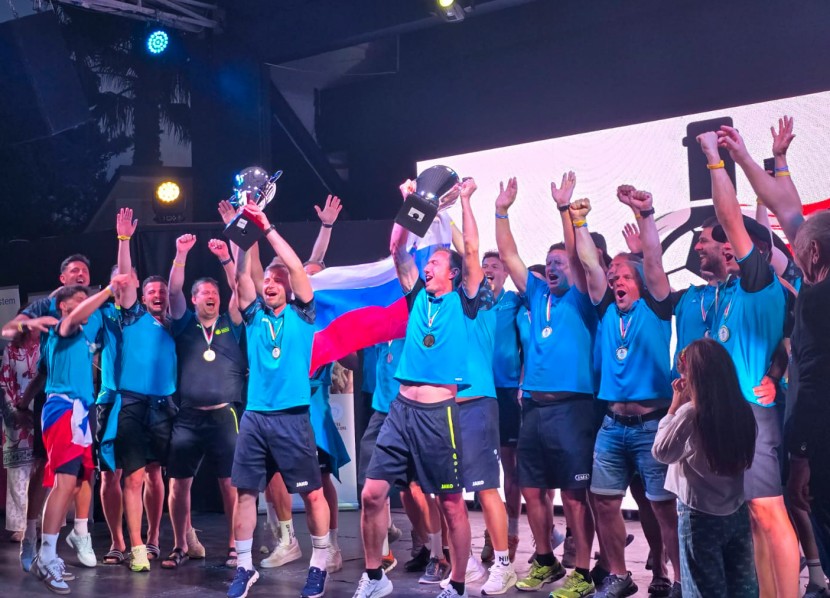 Slovenski vinarji ponovno na evropskem prestolu: Po drami v Toskani osvojili že peti naslov prvakov!