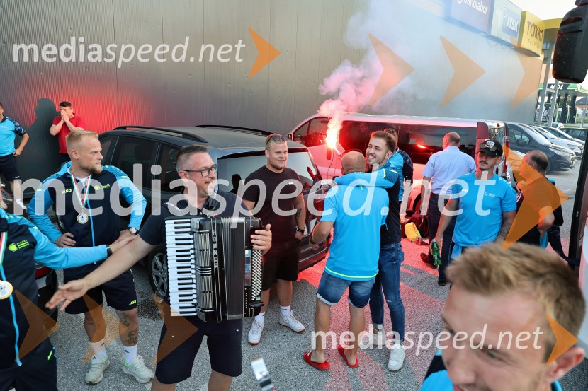 Sprejem Slovenske vinske reprezentance po osvojitvi 5. naslova Evropskih prvakov v nogometu