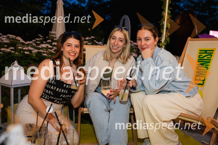 Metropolitan Happy Hour 2026