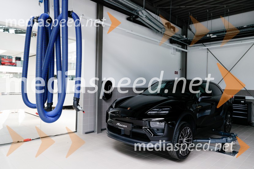 Porsche Center Ljubljana, odprtje