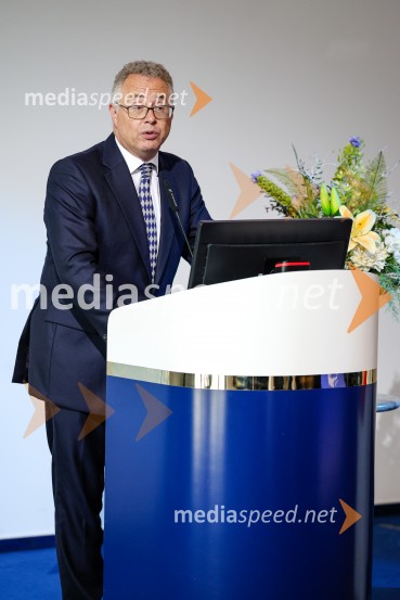 Posvet: Zdravo staranje in pomen imunizacije starejših, BSCC