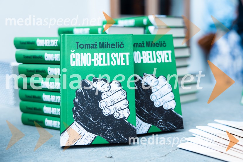 Črno-beli svet, Tomaž Mihelič, predstavitev knjige