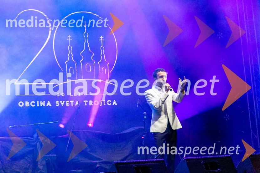  David Amaro, pevecTrojicaFest 2026 odprl praznovanje 20-letnice Občine Sveta Trojica
