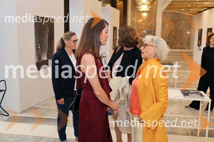  Špela Lešnik, producentka Drame SNG Maribor;  Alja Predan, selektorica, Teden slovenske drame61. Borštnikovo srečanje, slavnostna otvoritev