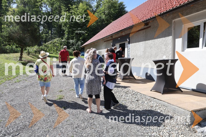 Mednarodna kolonija v novi Galeriji AS, Svečane
