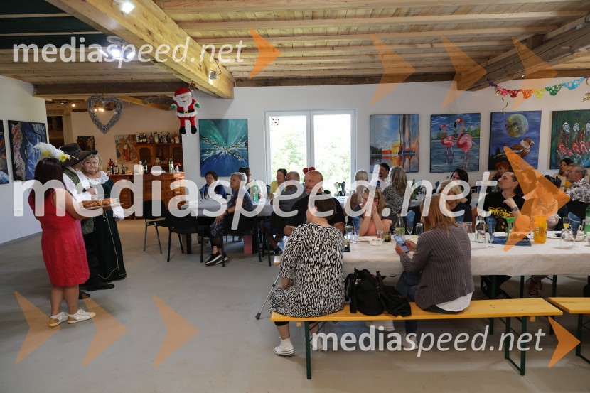 Mednarodna kolonija v novi Galeriji AS, Svečane