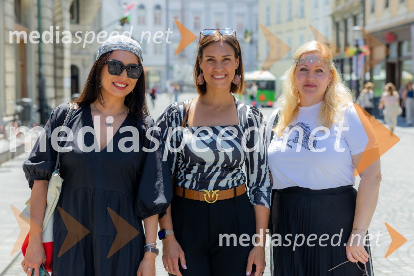 Nastop kazahstanske folklorne skupine