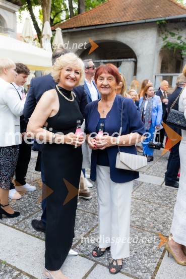  Andreja Ilgo, predsednica FAM;  ... 26. Kresna noč Lions kluba Ljubljana Iliria