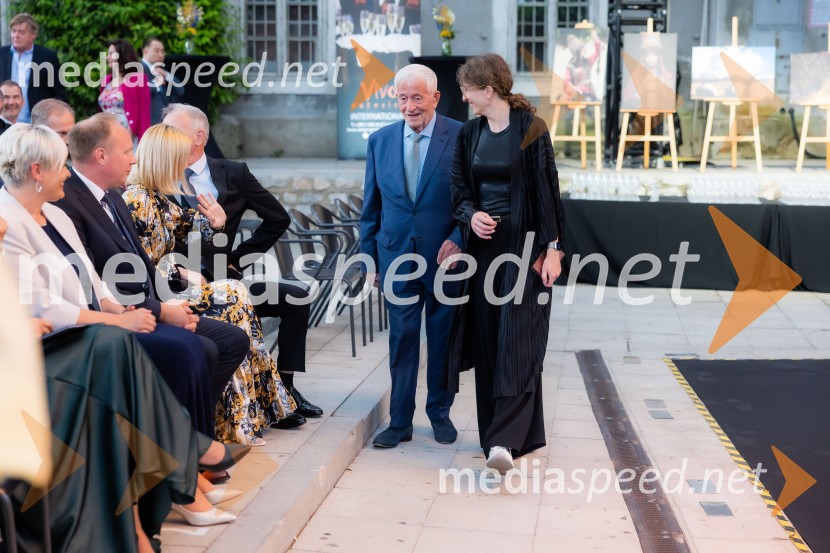 dr. Peter  Čeferin, pravnik, pisatelj;  Polona Lovšin, vodja komunikacij, Riko d.o.o.26. Kresna noč Lions kluba Ljubljana Iliria