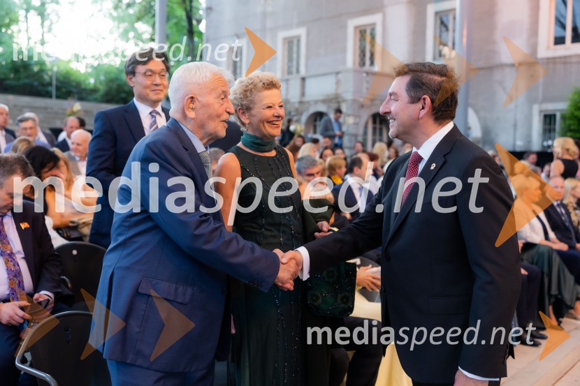 dr. Peter  Čeferin, pravnik, pisatelj;  Rija Čič; dr. Aleš Musar, lastnik Ruske dače26. Kresna noč Lions kluba Ljubljana Iliria