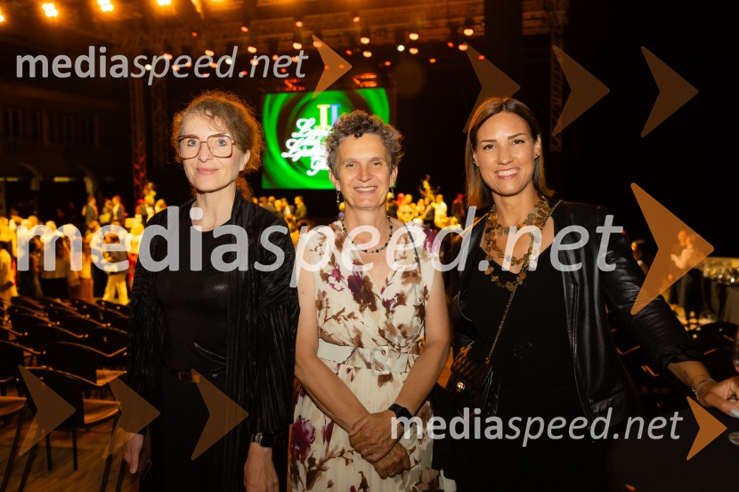  Polona Lovšin, vodja komunikacij, Riko d.o.o.;  ... ;  Zala Andrina Razinger, Riko Ribnica, asistentka v PR26. Kresna noč Lions kluba Ljubljana Iliria