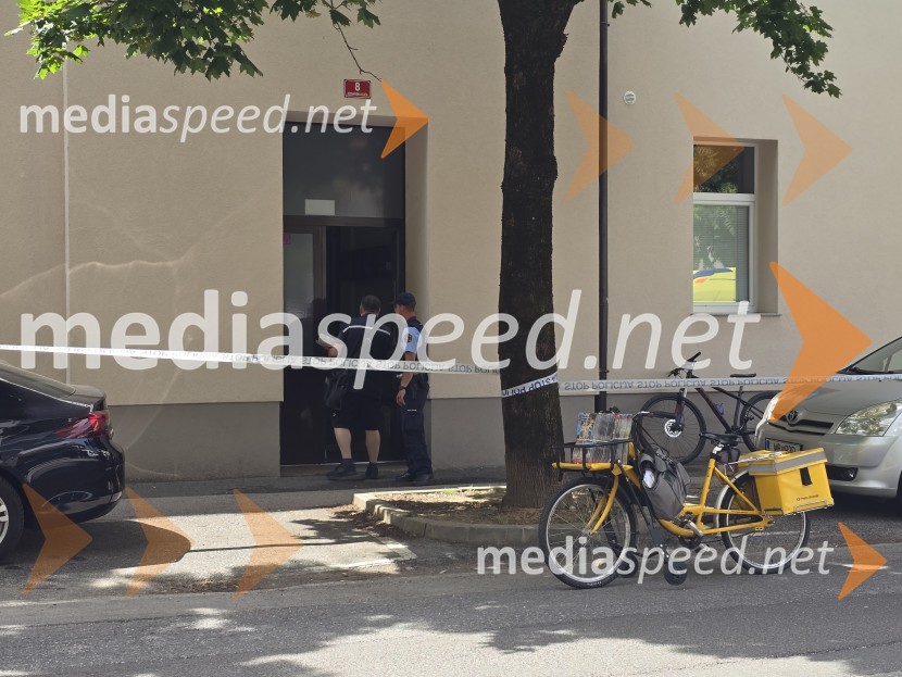 V stanovanju v Mariboru našli mrtvi osebi