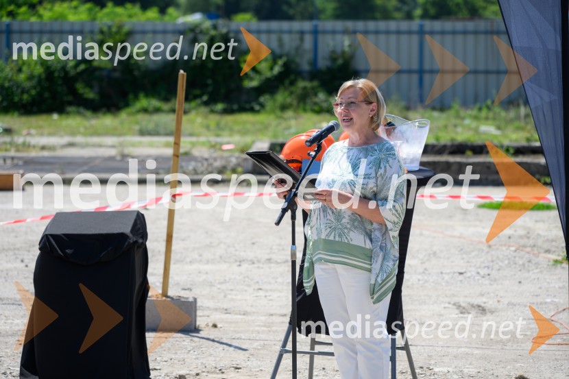 Položitev temeljnega kamna za poslovno-skladiščni kompleks CUBO
