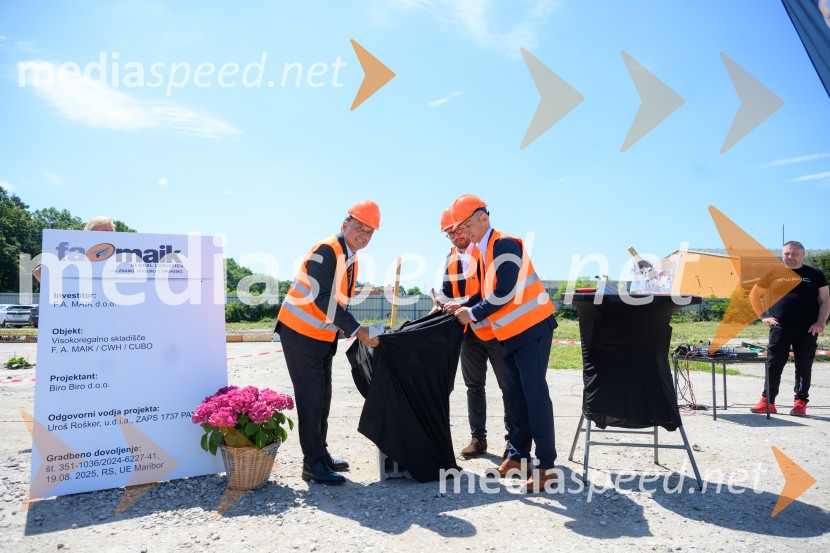 Položitev temeljnega kamna za poslovno-skladiščni kompleks CUBO
