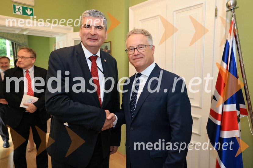 Britansko veleposlaništvo v Sloveniji obeležilo rojstni dan kralja Karla III.
