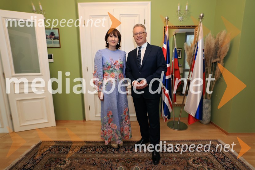 Britansko veleposlaništvo v Sloveniji obeležilo rojstni dan kralja Karla III.