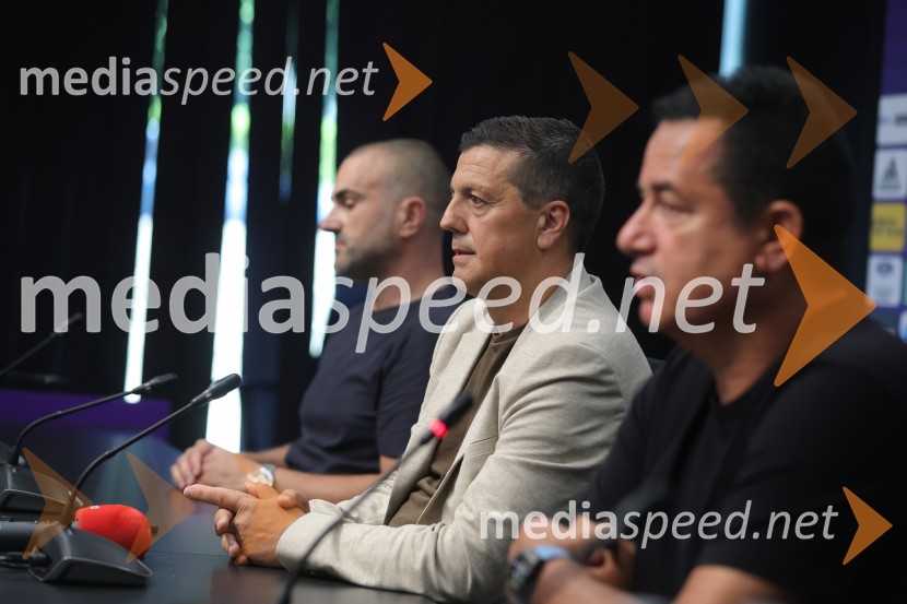  Uroš Mlakar, podjetnik, ustanovitelj Tete Fride, podpredsednik NK Maribor;  Zlatko Zahovič, športni direktor, NK Maribor;  Acun Ilicali, turški vlagateljZlatko Zahović se vrača v Ljudski vrt, novinarska konferenca