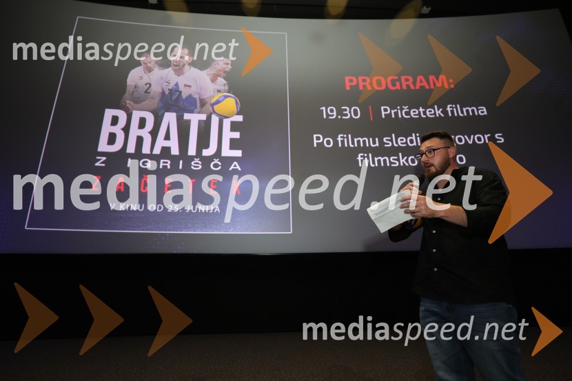  Miha Dajčman, novinar, VečerBratje z igrišča: Začetek, premiera, Maribox