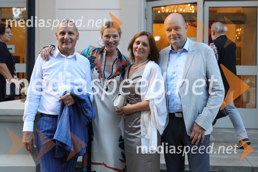  Danilo Rošker, direktor SNG Maribor;  Nataša Matjašec Rošker, igralka; Prof. dr. Suzana Žilič Fišer,  predstojnica Inštituta za medijske komunikacije na FERI, predsednica Sveta SNG Maribor;  Jure Fišer, direktor Surovine61. Borštnikovo srečanje, zaključek in podelitev Borštnikovega prstana