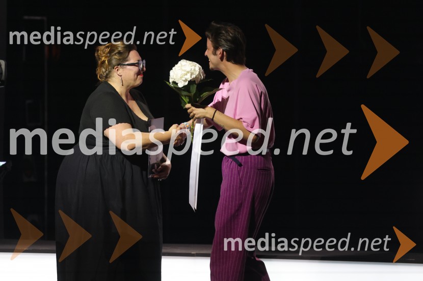  Ana Facchini, igralka;  Aleš Novak, umetniški direktor Festival Borštnikovo srečanje61. Borštnikovo srečanje, zaključek in podelitev Borštnikovega prstana