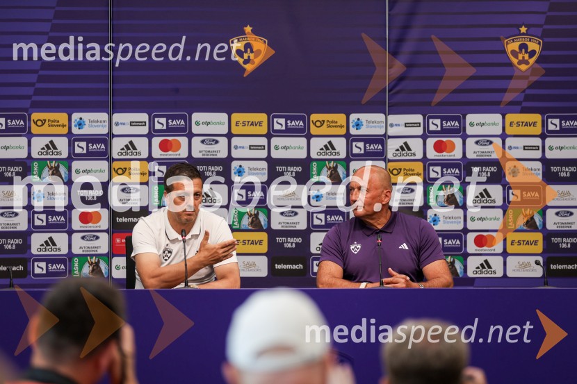  Zlatko Zahovič, športni direktor, NK Maribor;  Darko  Milanič, trener, NK MariborDarko Milanič se vrača v Ljudski vrt, novinarska konferenca