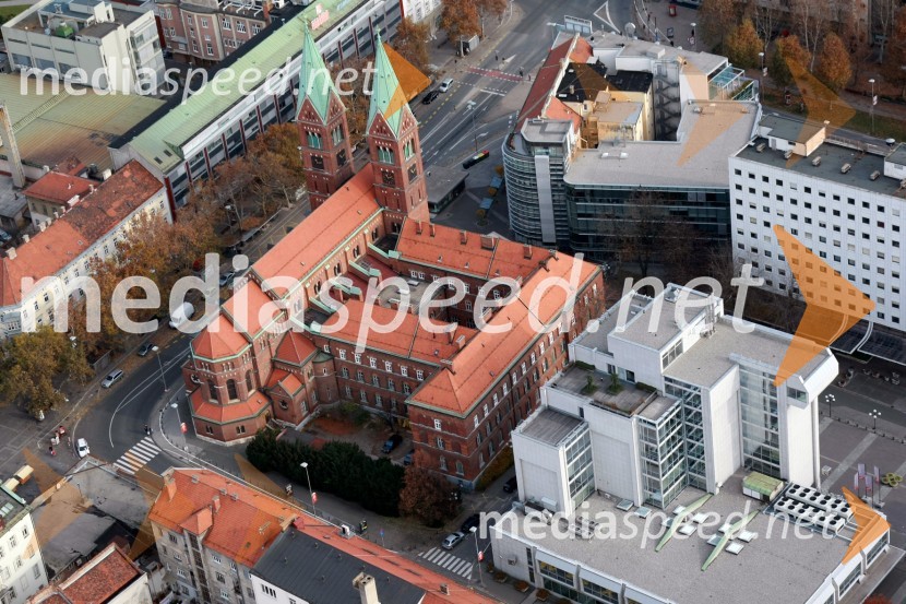 Središče mesta Maribor: Frančiškanska cerkev, sedež Nove KBM d.d., Hotel Slavija, Partizanska cestaSlovenija iz zraka
