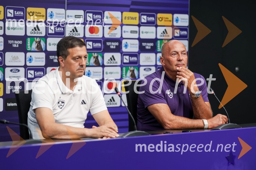  Zlatko Zahovič, športni direktor, NK Maribor;  Darko  Milanič, trener, NK MariborDarko Milanič se vrača v Ljudski vrt, novinarska konferenca