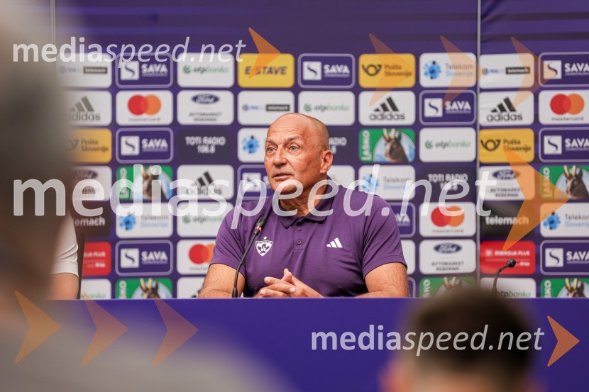  Darko  Milanič, trener, NK MariborDarko Milanič se vrača v Ljudski vrt, novinarska konferenca
