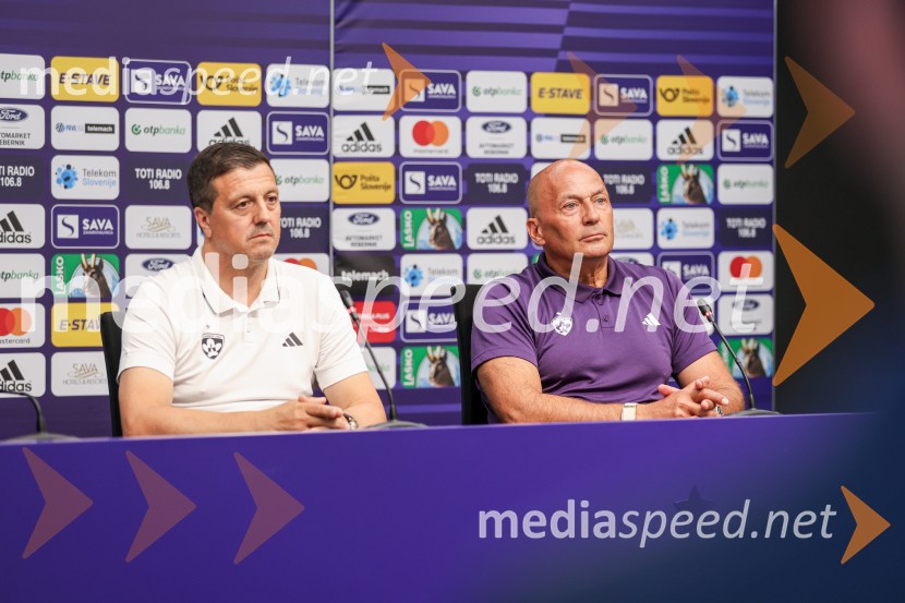  Zlatko Zahovič, športni direktor, NK Maribor;  Darko  Milanič, trener, NK MariborDarko Milanič se vrača v Ljudski vrt, novinarska konferenca