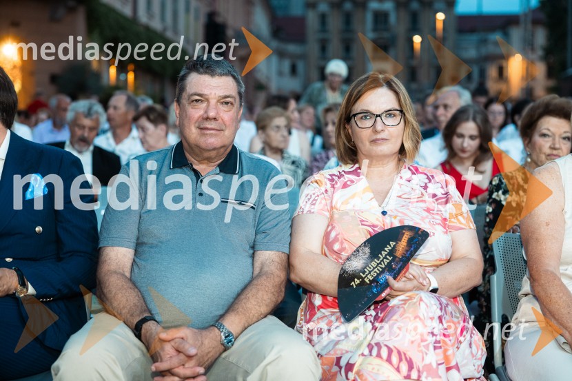74. Ljubljana festival, otvoritev, prekinitev predstave zaradi dežja