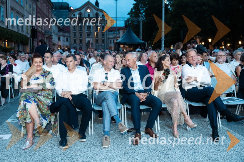 74. Ljubljana festival, otvoritev, prekinitev predstave zaradi dežja