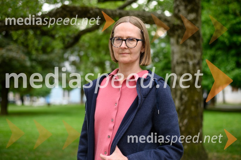 dr. Mateja Ratej, ZRC SAZUMateja Ratej, portret