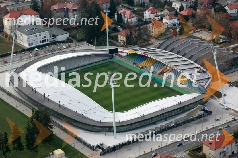 Nogometni stadion Ljudski vrt Maribor, Športna dvorana LuknaSlovenija iz zraka