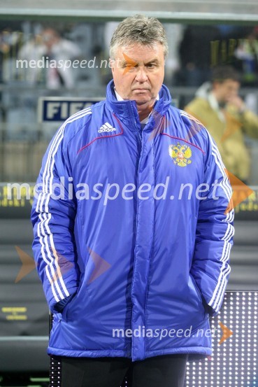 Guus Hiddink, selektor ruske nogometne reprezentanceSlovenija - Rusija, nova nogometna pravljica na Ljudskem vrtu