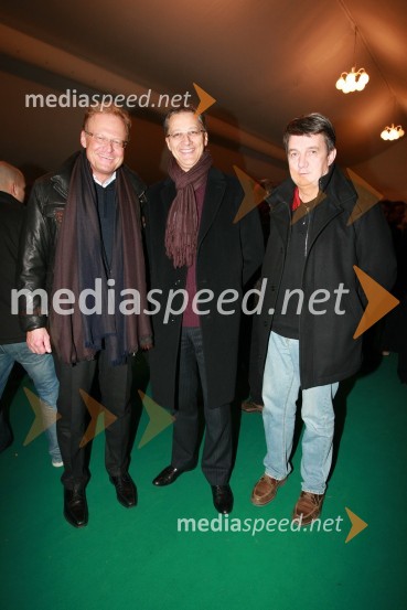 Janez Škrabec, direktor podjetja Riko d.o.o., Igor Lukšič, minister za šolstvo in šport in Jožef Školč, politikSlovenija - Rusija, nova nogometna pravljica na Ljudskem vrtu