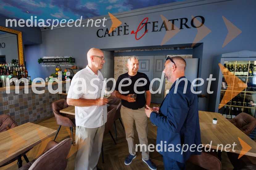Caffè al Teatro, otvoritev