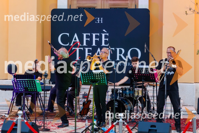 Caffè al Teatro, otvoritev