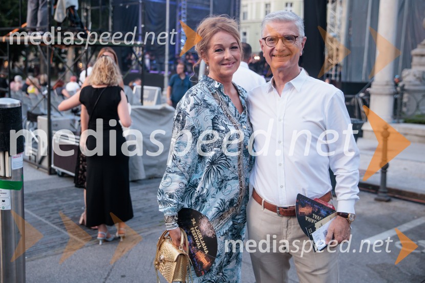  Polona Bobinac, izvršna direktorica prodaje, Gorenje;  Franjo Bobinac, predsednik, Olimpijski komite SlovenijePoletna noč, 74. Ljubljana Festival