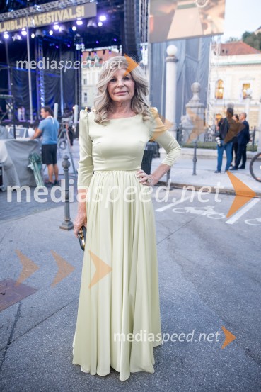  Darja Kuhar Kotnik, soustanoviteljica in podpredsednica Društva za zdravje narodaPoletna noč, 74. Ljubljana Festival