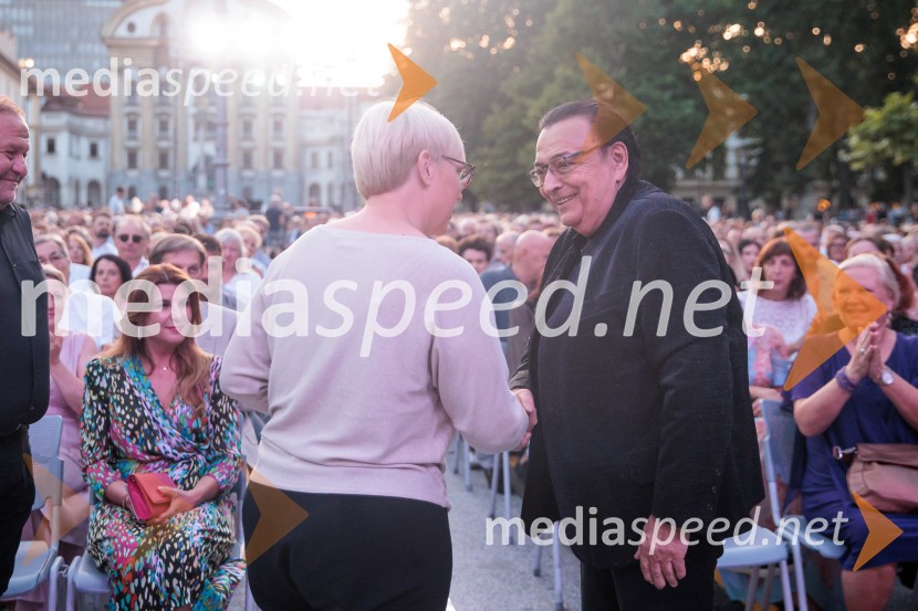 dr. Nataša Pirc Musar, predsednica Republike Slovenije;  Oto Pestner, pevecPoletna noč, 74. Ljubljana Festival