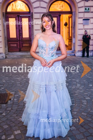  Saša Lešnjek, pevka, igralkaPoletna noč, 74. Ljubljana Festival