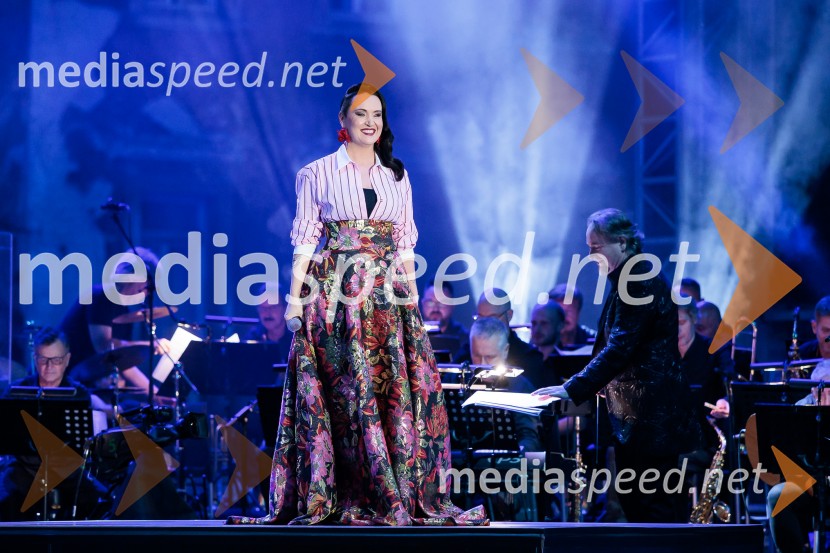  Tinkara Kovač, glasbenicaPoletna noč, 74. Ljubljana Festival