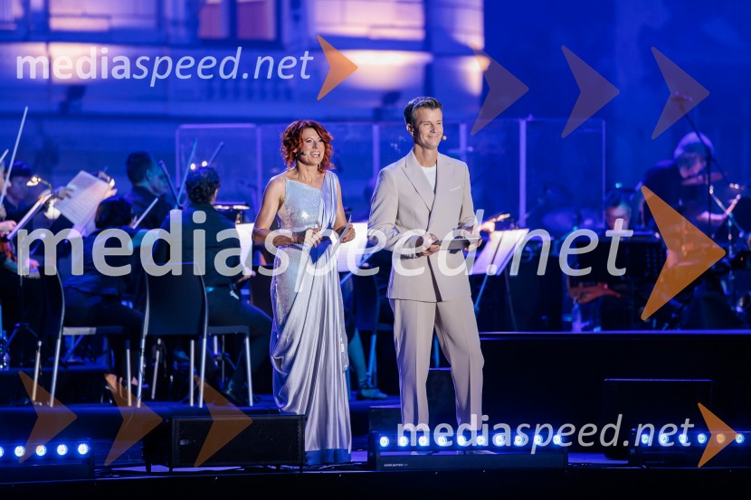  Marjana Grčman, voditeljica;  Boštjan Romih, televizijski in radijski voditeljPoletna noč, 74. Ljubljana Festival