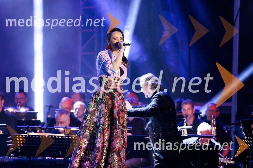  Tinkara Kovač, glasbenicaPoletna noč, 74. Ljubljana Festival