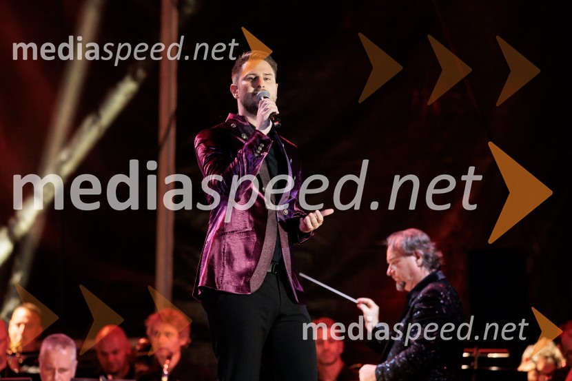  Gregor Ravnik, pevecPoletna noč, 74. Ljubljana Festival