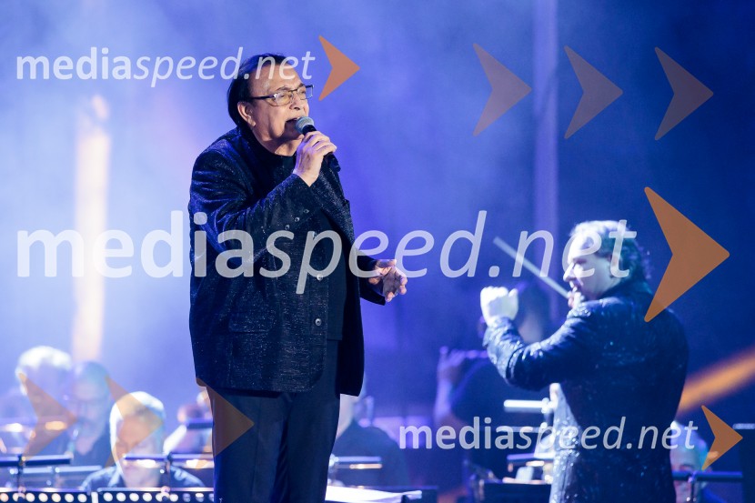  Oto Pestner, pevecPoletna noč, 74. Ljubljana Festival