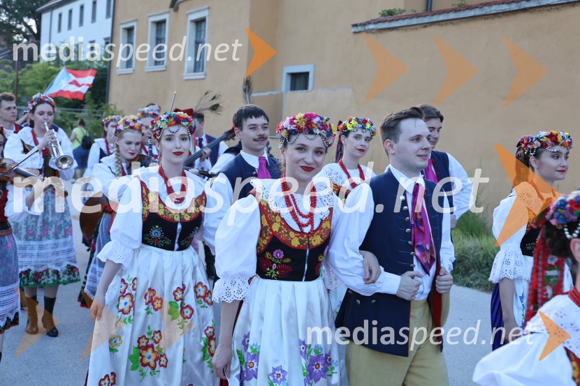 38. Folkart, otvoritev
