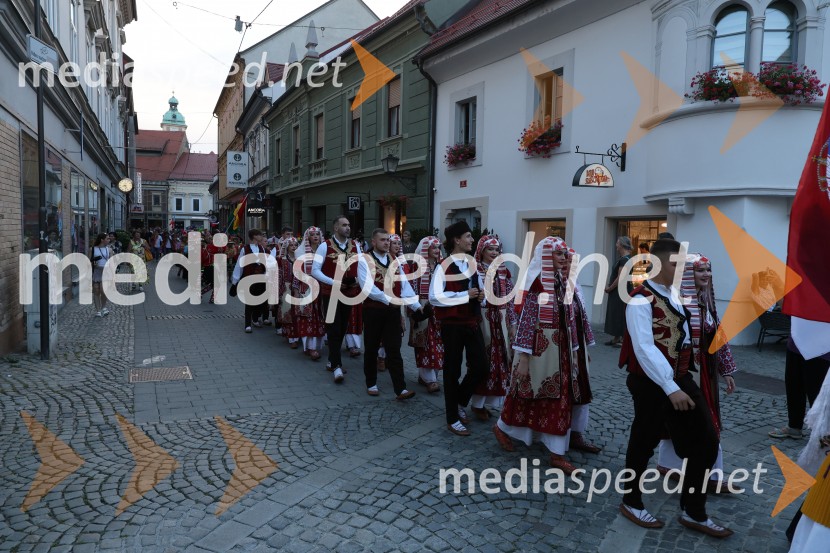 38. Folkart, otvoritev